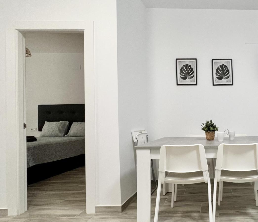 Los Tilos Suites-Vialia Málaga Esterno foto