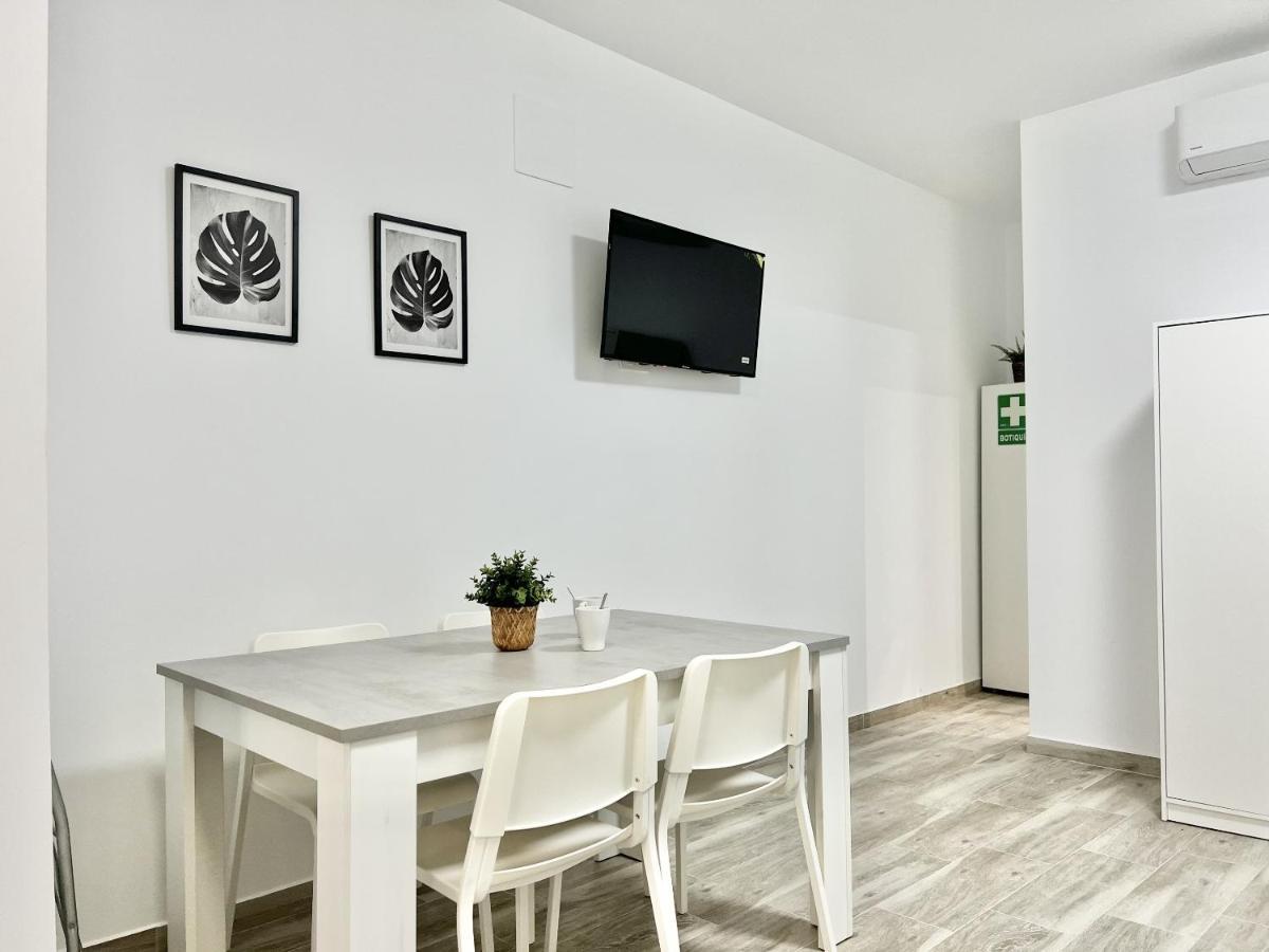 Los Tilos Suites-Vialia Málaga Esterno foto
