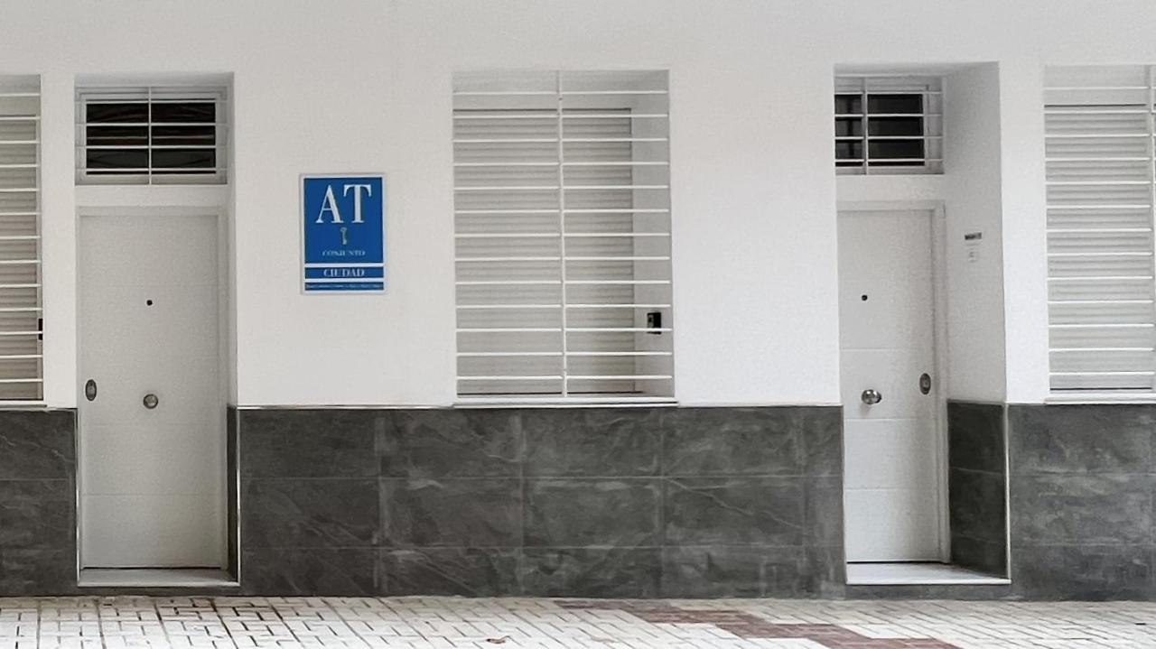 Los Tilos Suites-Vialia Málaga Esterno foto